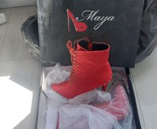 Ankle boots RED