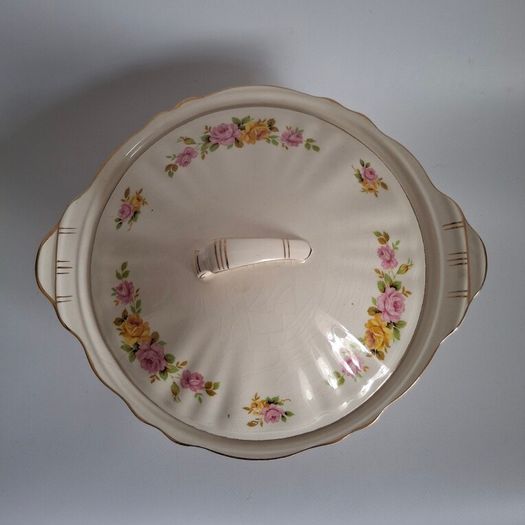 J&G Meakin Tureen