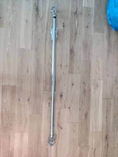 curtain pole