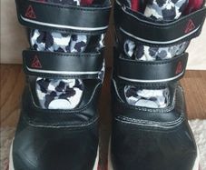 Children's winter shoes