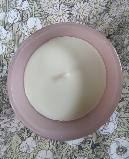Scented candle