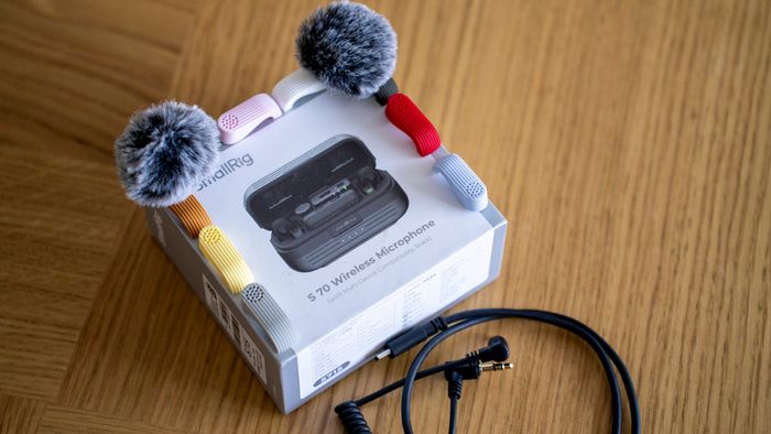 SmallRig 5716 S70 Wireless Microphone with Multi-Device Compatibility (2 TX + 2 RX + Charging Case + 9 Mic Covers)