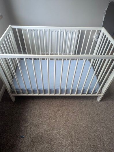 Gulliver Cot, mattress & sheets