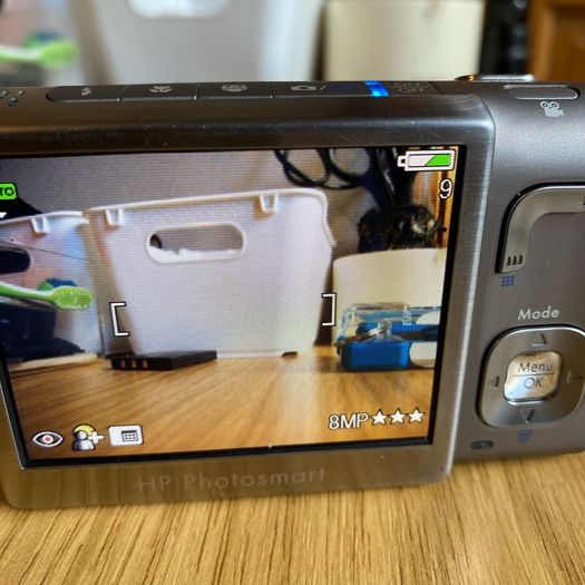 HP Photosmart R927 Battery + 128GB SD card