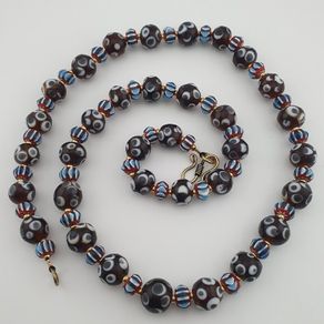 Vintage Venetian Style Eyes & Chevron Glass Beads Necklace