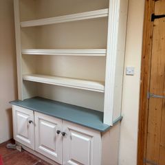 Display unit cabinet