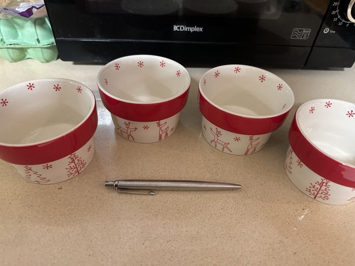M&S Xmas snack bowls x 4