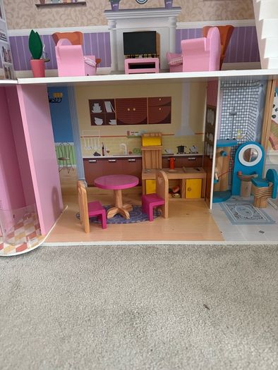 dolls house
