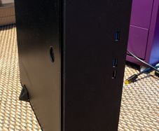 Desktop computer