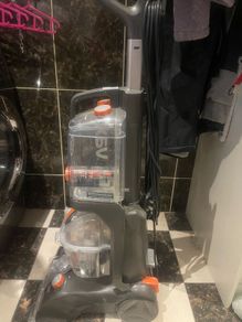 carpet cleaner