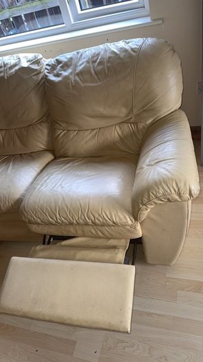 2 seater couch with recliner