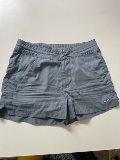 ladies shorts size 6