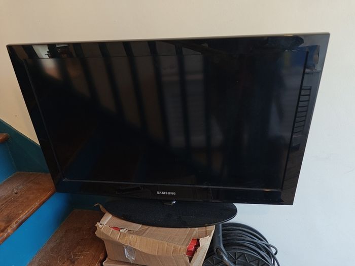 Samsung 32" TV