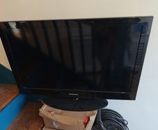 Samsung 32" TV