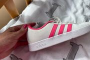 Adidas Girls runners - NEW