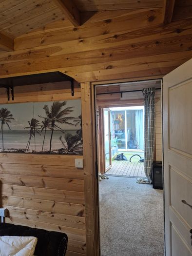 Log Cabin