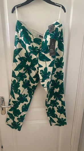 Crop Trousers
