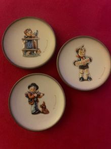 Hummel Plates