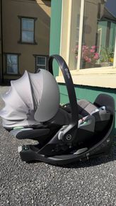 Cybex Cloud T i-Size Car Seat + ISOFIX Base (Excellent Condition)