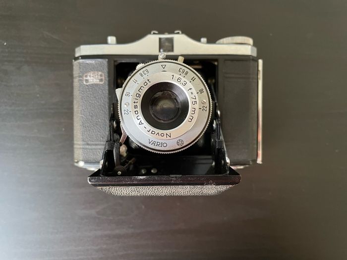 Zeiss Ikon Nettar Medium Format Camera Film Tested