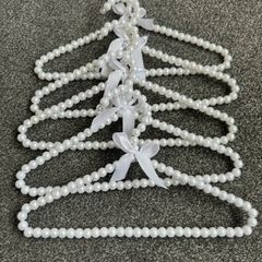 pearl hangers