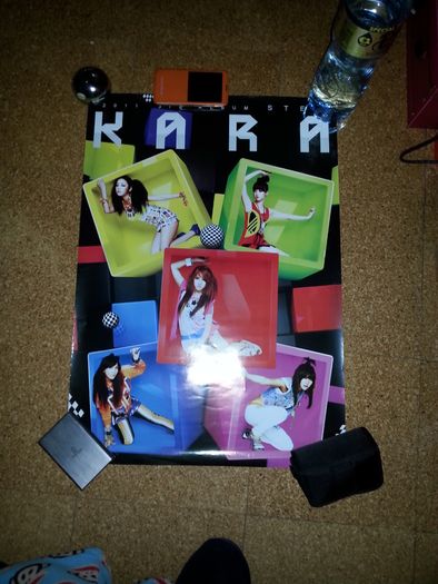 Kpop Kara Step Poster