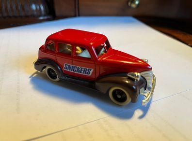 Snickers 1:43 Car Ledo