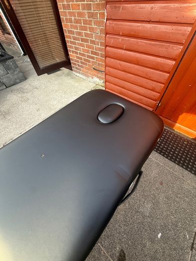 massage bed