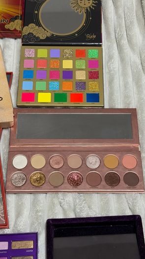 Huge eyeshadow palette 10euro sale Juvia s Kaleidos, urban decay, Laura Lee, rude cosmetics, jeffree star and more