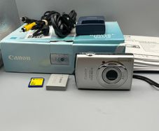 Canon IXUS 860 IS 8MP Digital Camera Silver - Boxed - Full Kit
