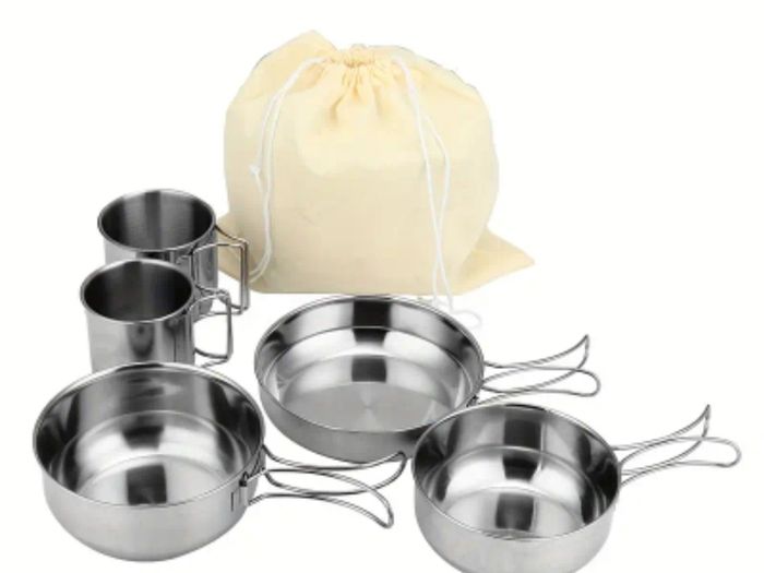 5 pieces camping cookware set. Compact and lightweight