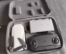 DJI Mini SE drone