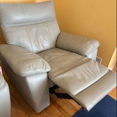 Reclining armchair