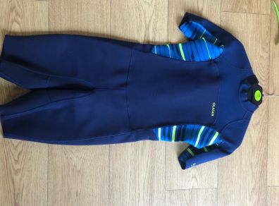 wetsuit Olaian decathlon UK size14 yrs