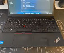 Lenovo ThinkPad E15 Gen2 i7- 1165G7