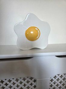 FLuid Market Egg Vase