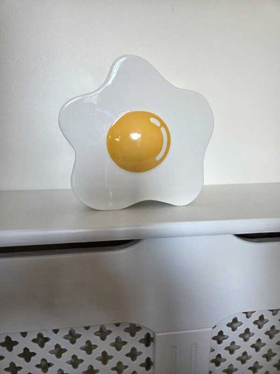 FLuid Market Egg Vase