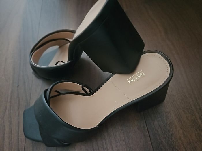 Black heels