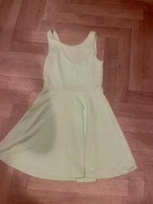 mint green dress