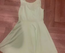 mint green dress