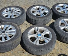 Alloy wheels
