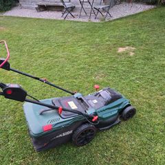 Lawnmower