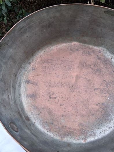 2 X Antique Mid 19th Century Large Copper Pots (Cast Iron Handles)