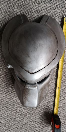 Predator Mask Prop replica.