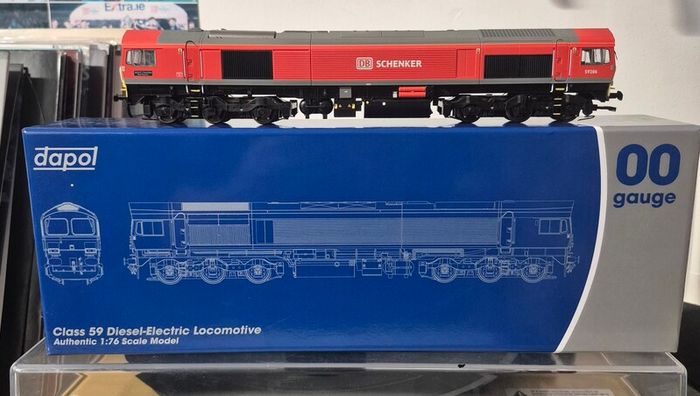 Dapol model railway Class 59 loco
