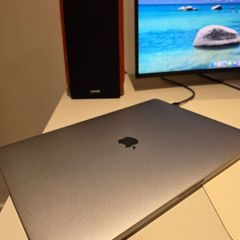 MacBook Pro 16" inch Intel i7 | 32 GB Ram | 512GB Storage