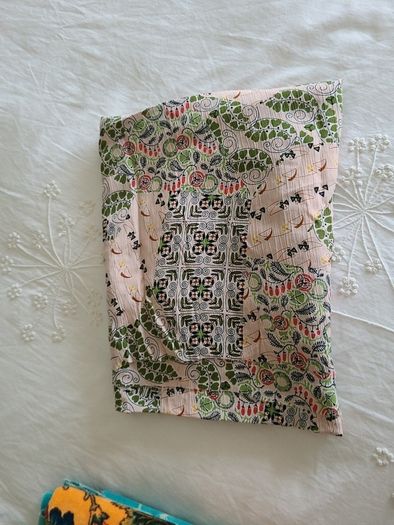 Beautiful Meter Of Cotton Lawn Fabric
