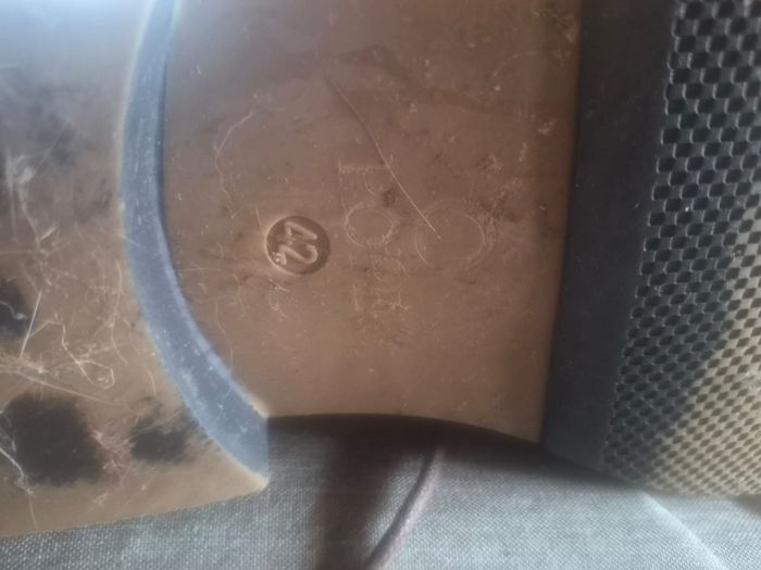 Size 42