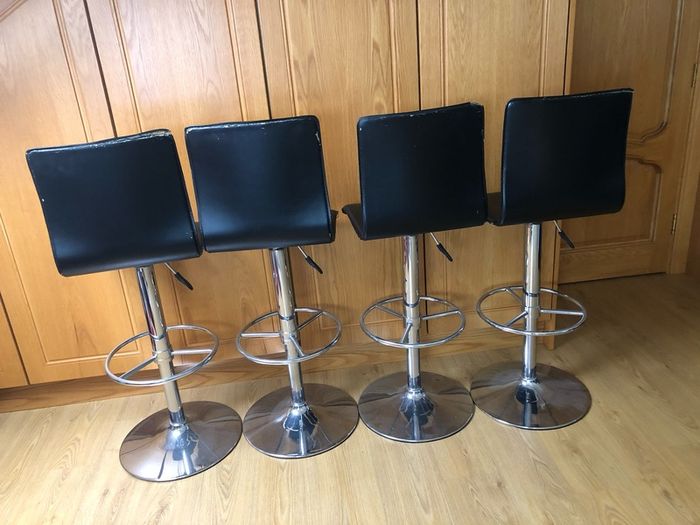 Chairs for kitchen counter