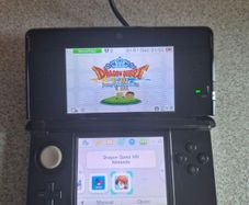 Nintendo 3DS Cosmos Black - Dragon Quest 8, Pokemon Alpha Saphire etc..